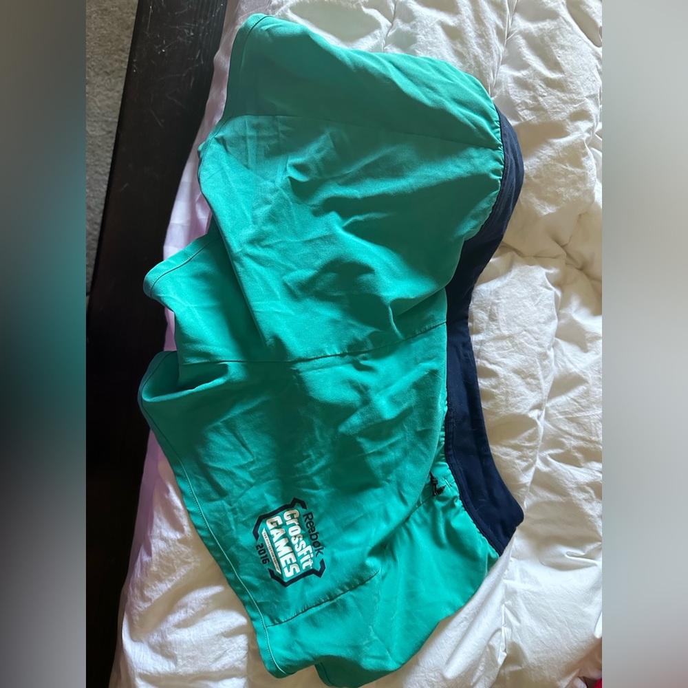 Reebok size M CrossFit shorts excellent condition